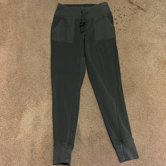 Sweatpants - Picture 2 of 3